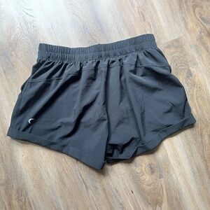 Zyia Athletic Short Black